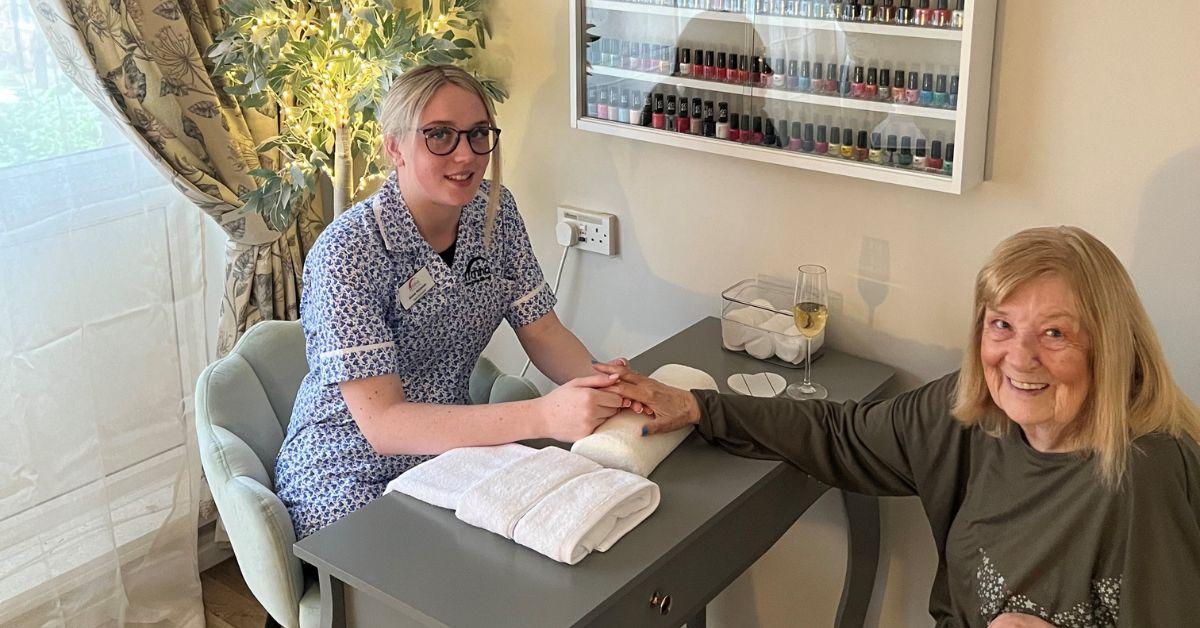 Residents look forward to pampering sessions as new beauty salon opens at MHA Handsworth